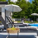 Villa Rubus By Istrialux *