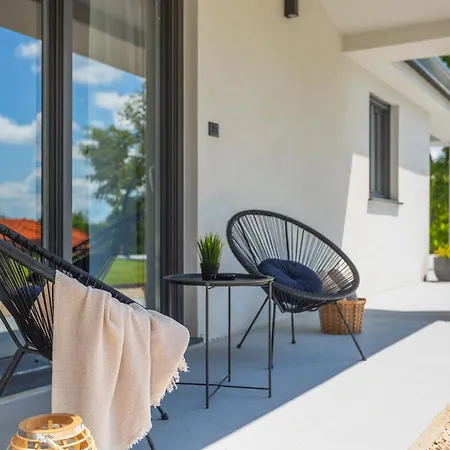 Villa Rubus By Istrialux