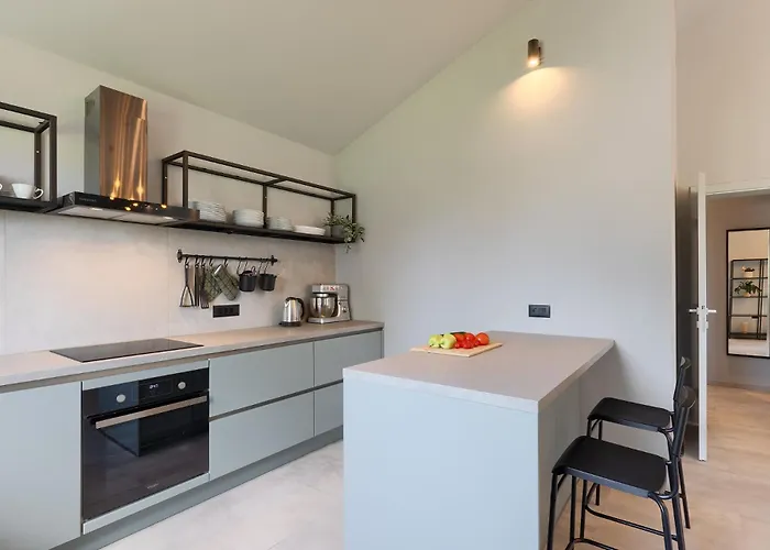 Rubus By Istrialux * Žminj