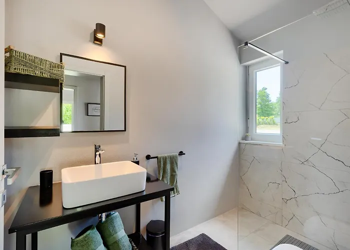 Βίλα Rubus By Istrialux *