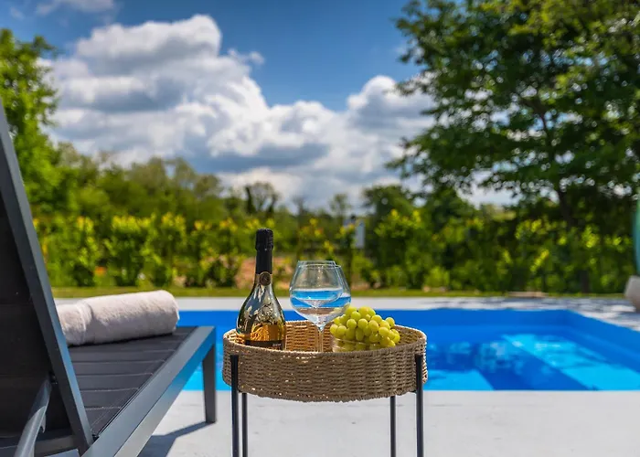 Rubus By Istrialux * Žminj