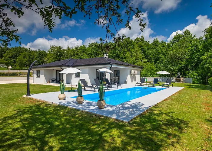 Βίλα Rubus By Istrialux *