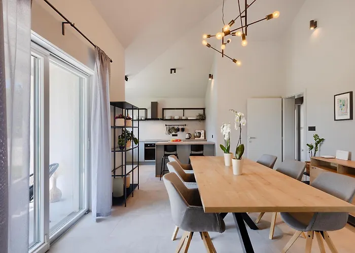 Rubus By Istrialux * Žminj